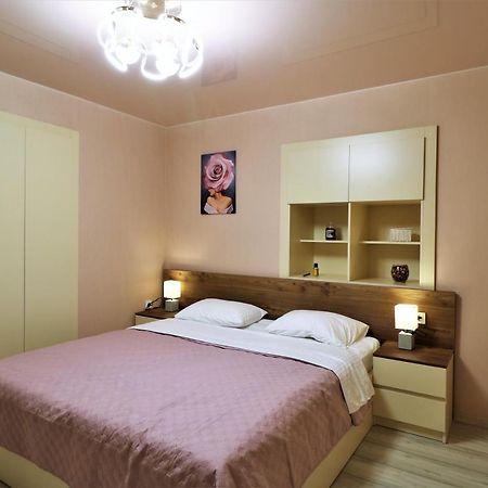 Apartment On Gudiashvili Тбилиси Екстериор снимка
