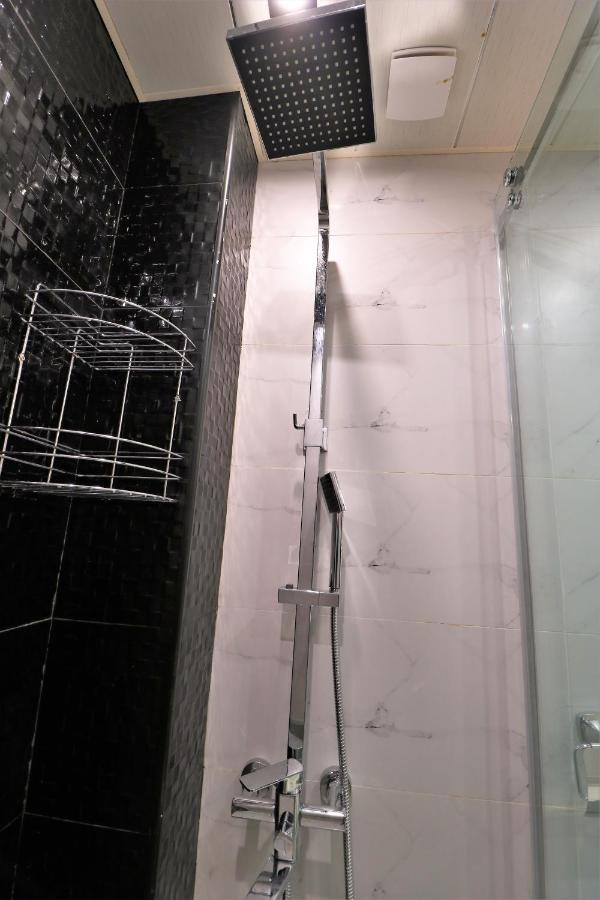 Apartment On Gudiashvili Тбилиси Екстериор снимка